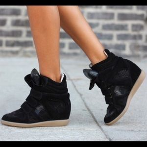 Steve Madden, Wedge Sneakers